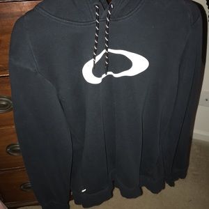 Men’s Oakley sweatshirt size large